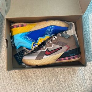 Lebron XVIII Low (Space Jam)